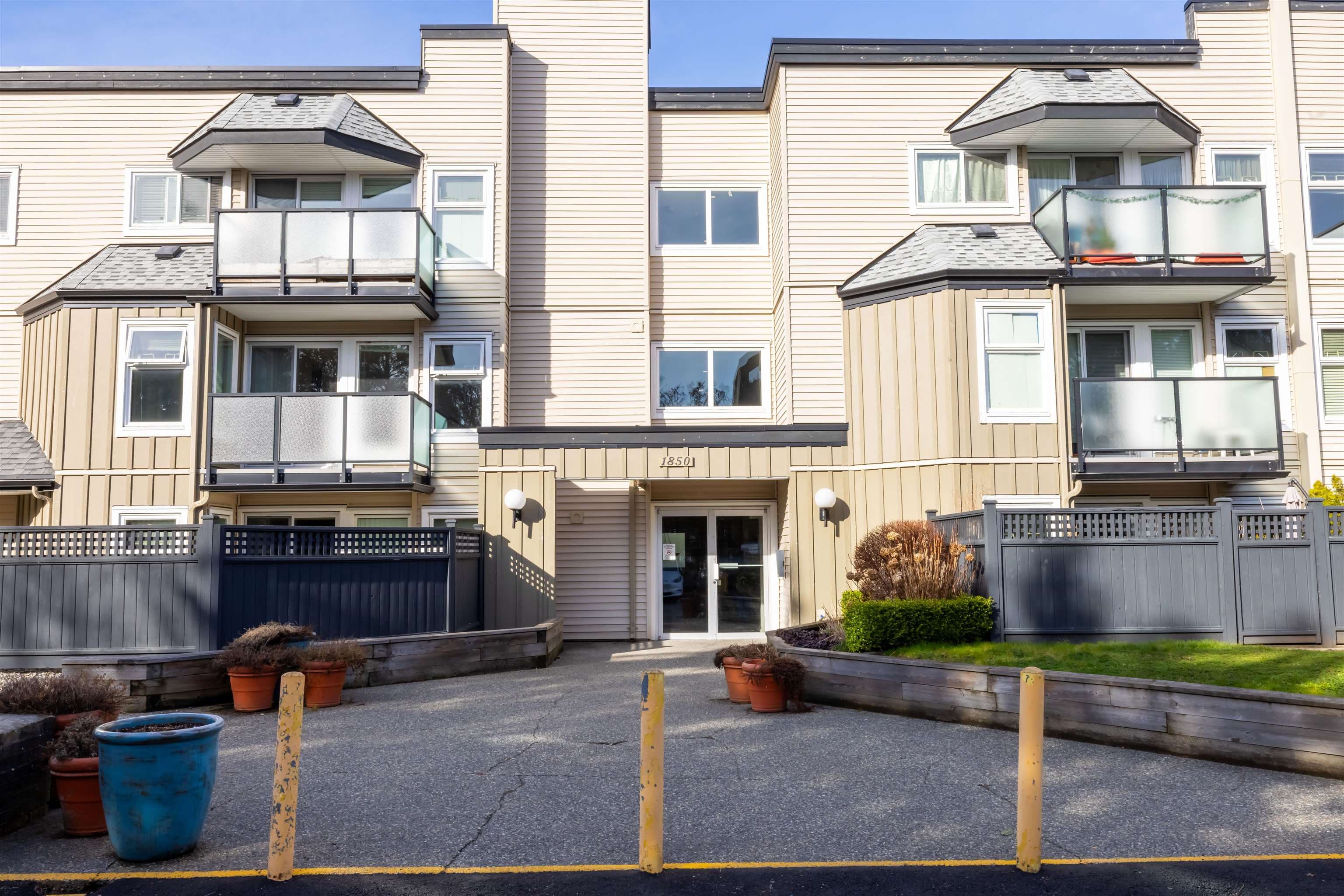 110 - 1850 E Southmere Crescent, Surrey, V4A 6Y6 — photo 3