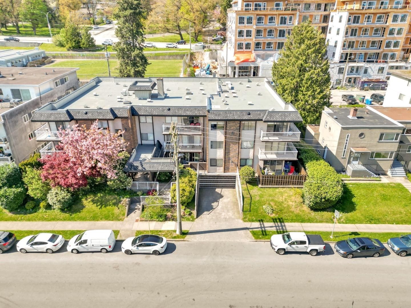 302 - 119 Agnes Street, New Westminster, V3L 1E4 — photo 1