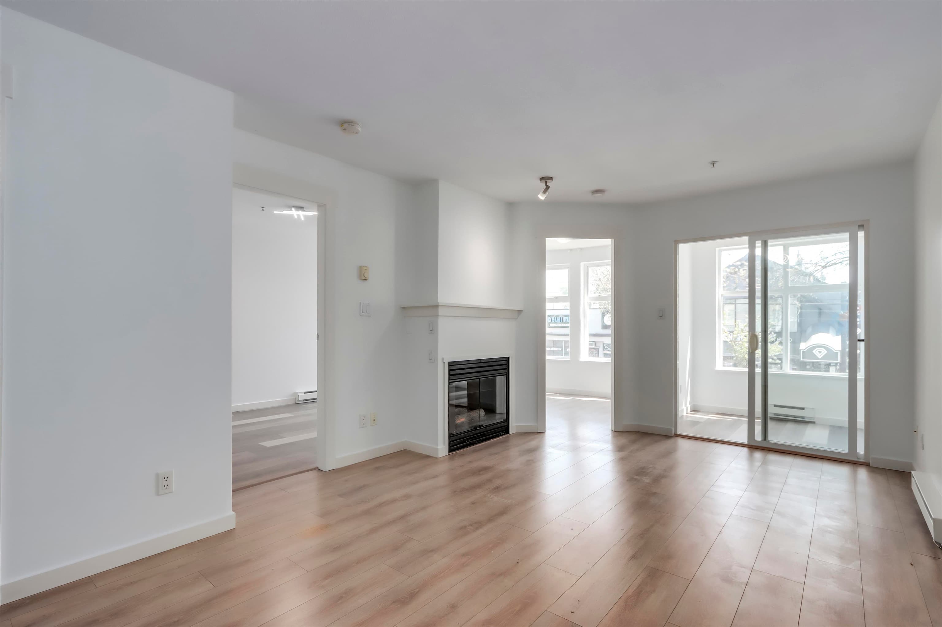 209 - 1503 W 65th Avenue, Vancouver, V6P 6Y8 — photo 4