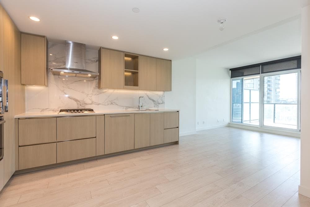 501 - 4880 Lougheed Highway, Burnaby, V5C 0N1 — photo 2