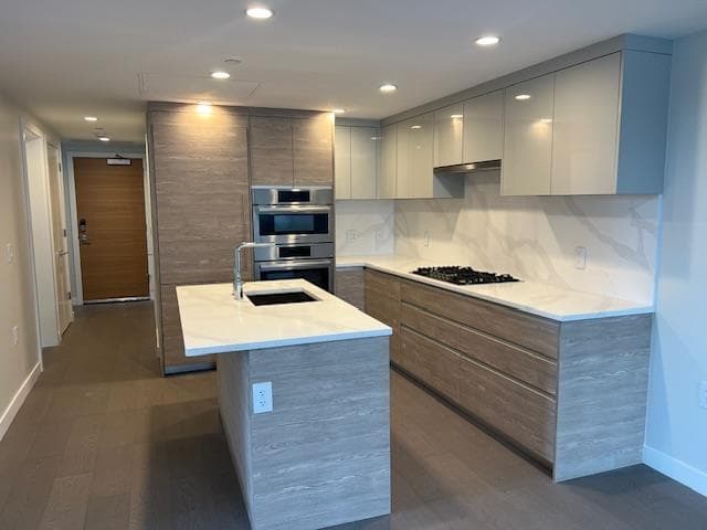205 - 485 W 63rd Avenue, Vancouver, V5X 2J3 — photo 3