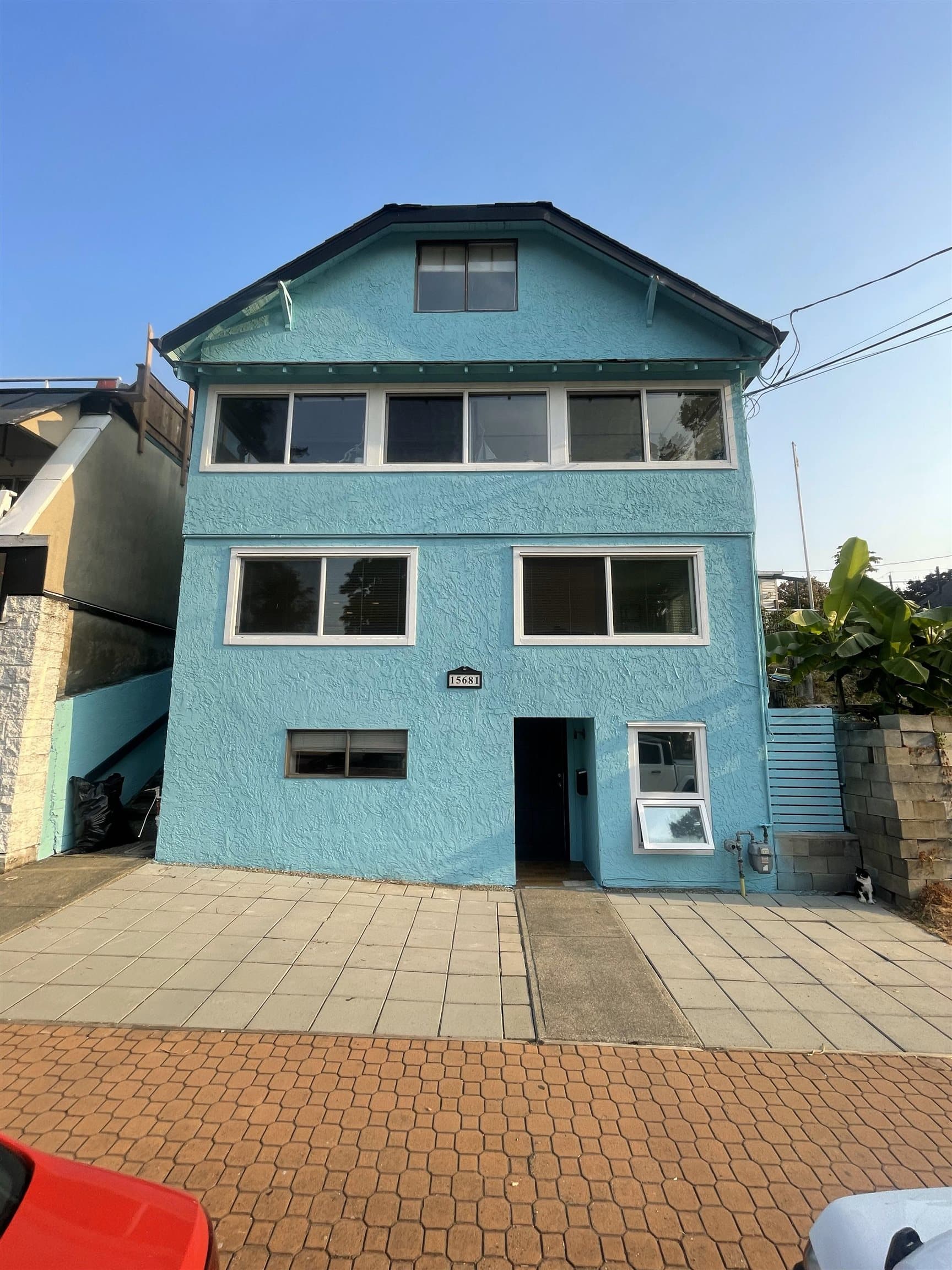 15681 Marine Drive, White Rock