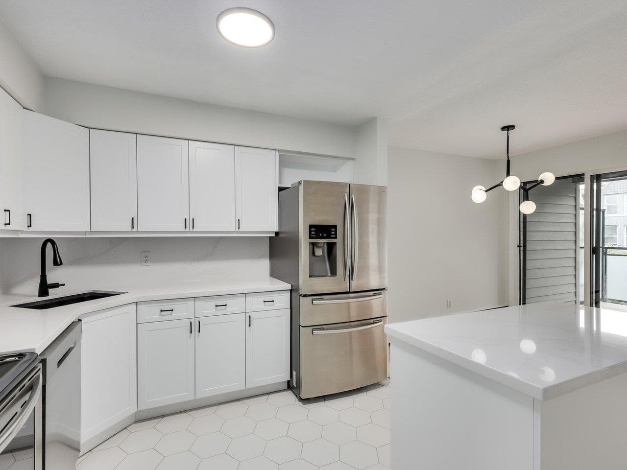 307 - 2255 York Avenue, Vancouver, V6K 1C5 — photo 3