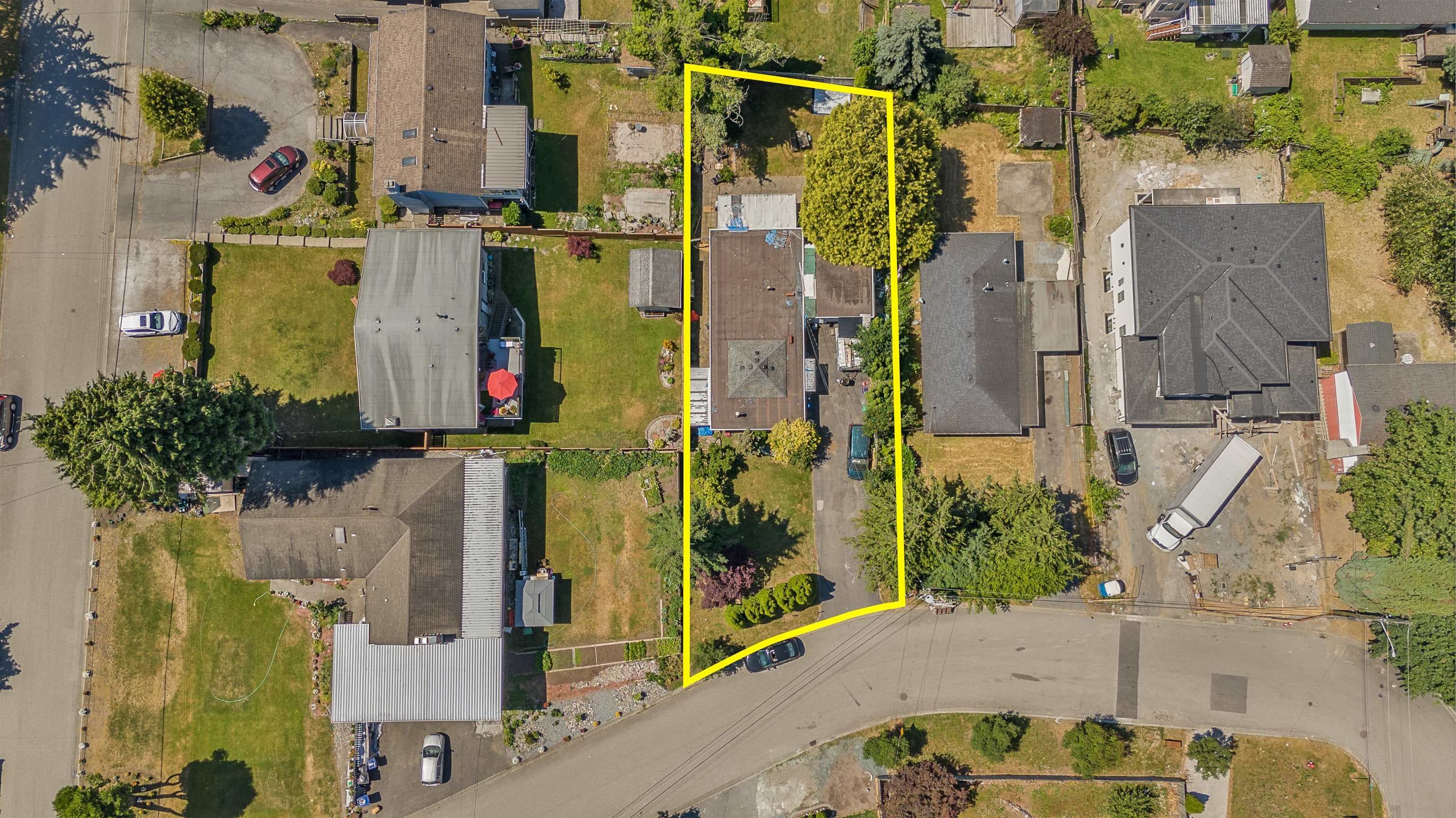 11277 134 Street, Surrey, V3R 2Z2 — photo 5