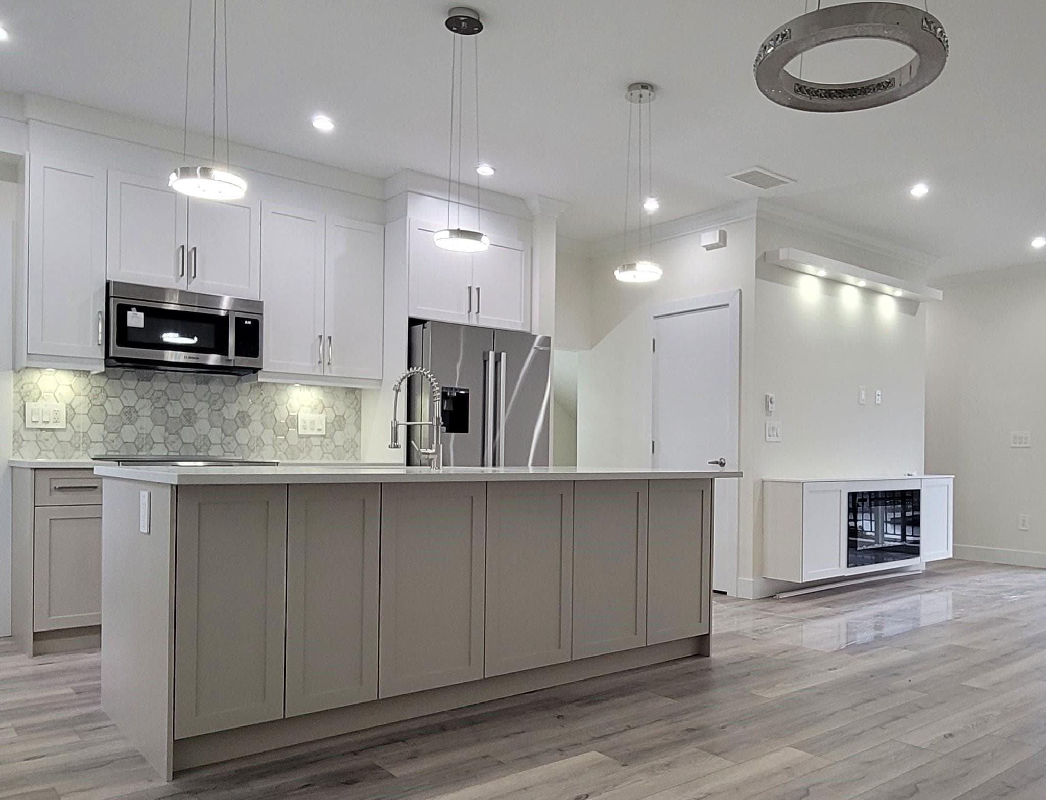 11 - 8181 135a Street, Surrey, V3W 3N8 — photo 2