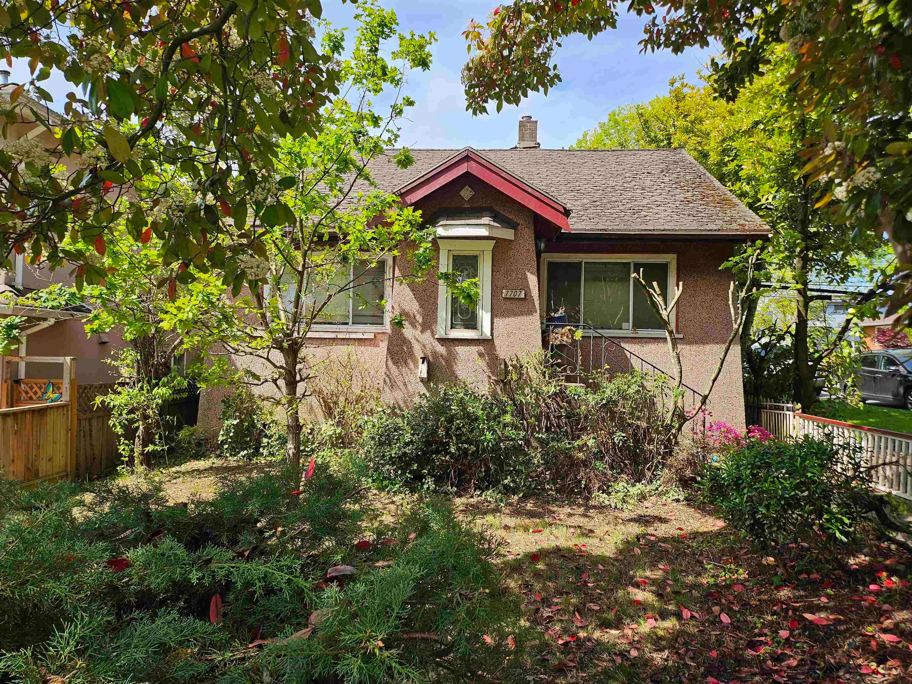 7707 Ontario Street, Vancouver