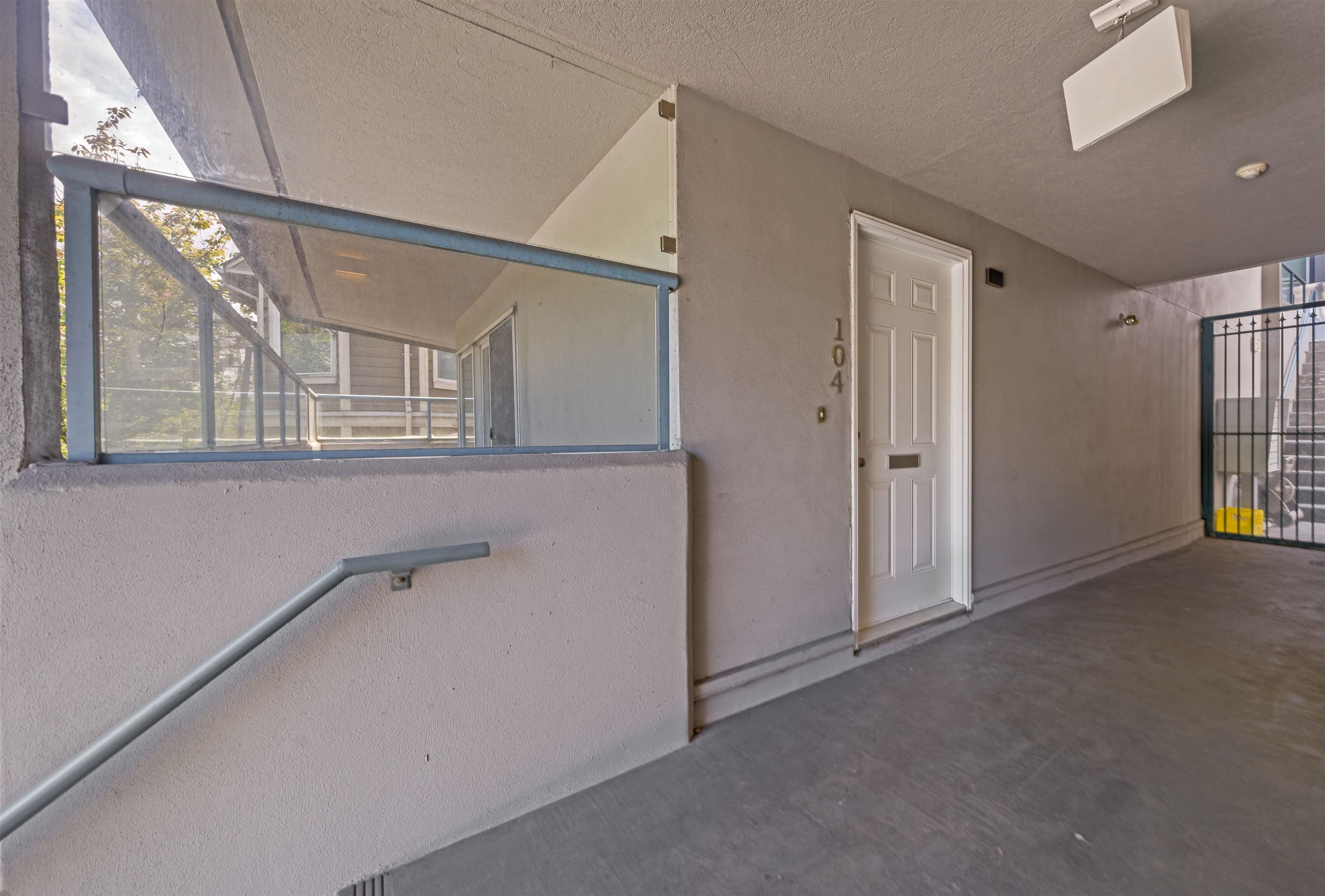 104 - 1166 W 6th Avenue, Vancouver, V6H 1A4 — photo 2