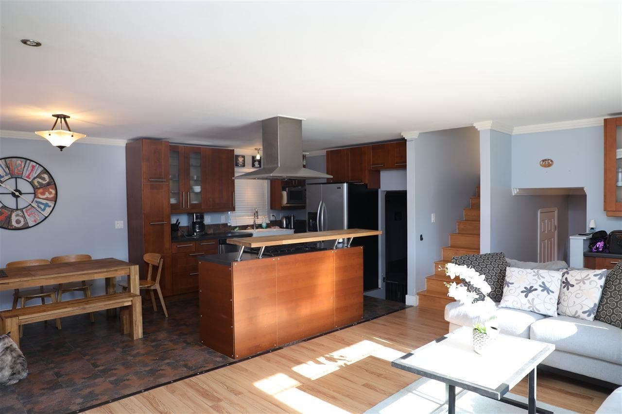 1857 Warwick Avenue, Port Coquitlam, V3C 4P6 — photo 4