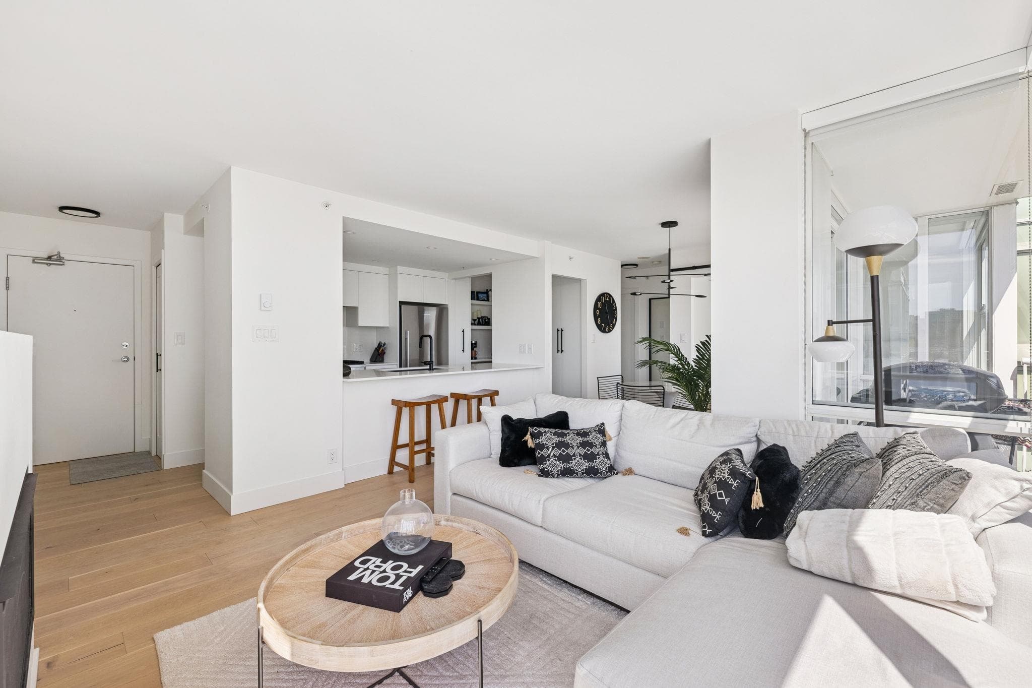 801 - 1077 Marinaside Crescent, Vancouver, V6Z 2Z5 — photo 5