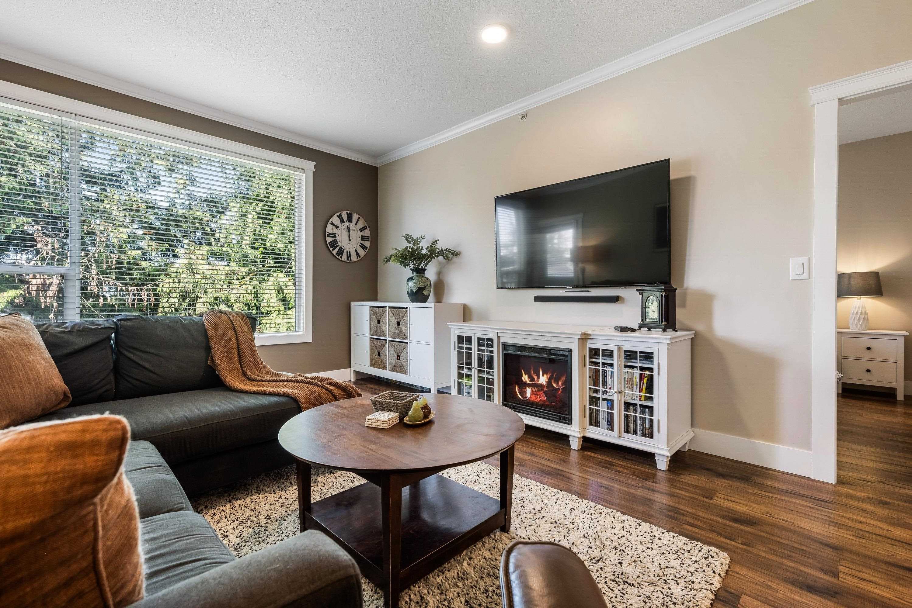 411 - 2581 Langdon Street, Abbotsford, V2T 7A3 — photo 2