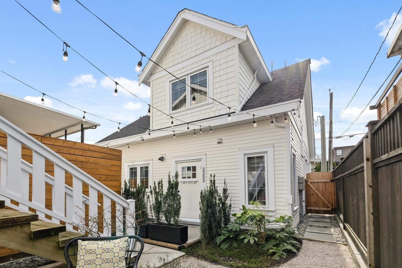 2252 Grant Street, Vancouver
