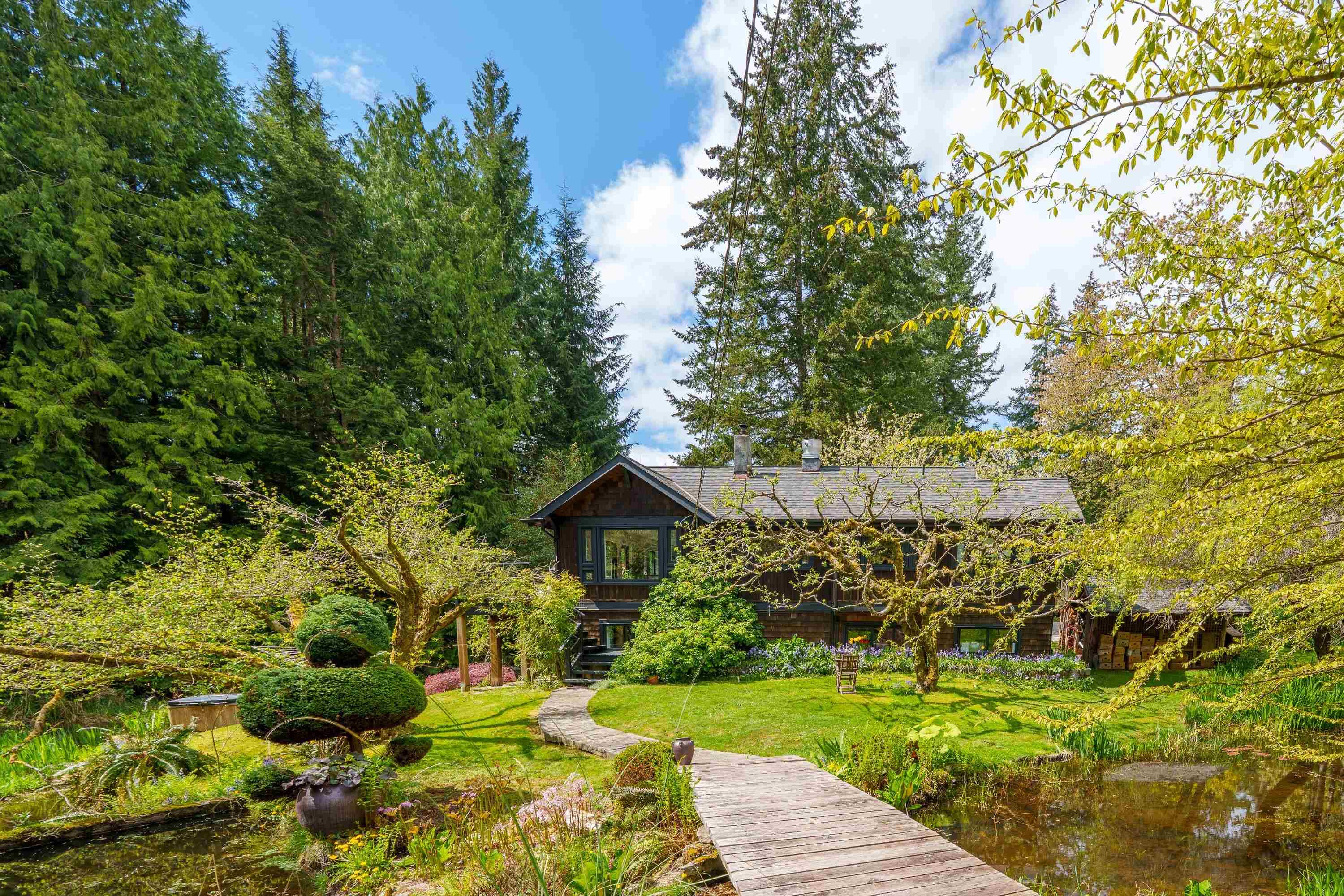 1531 Lockyer Road, Roberts Creek, V0N 2W1 — photo 5