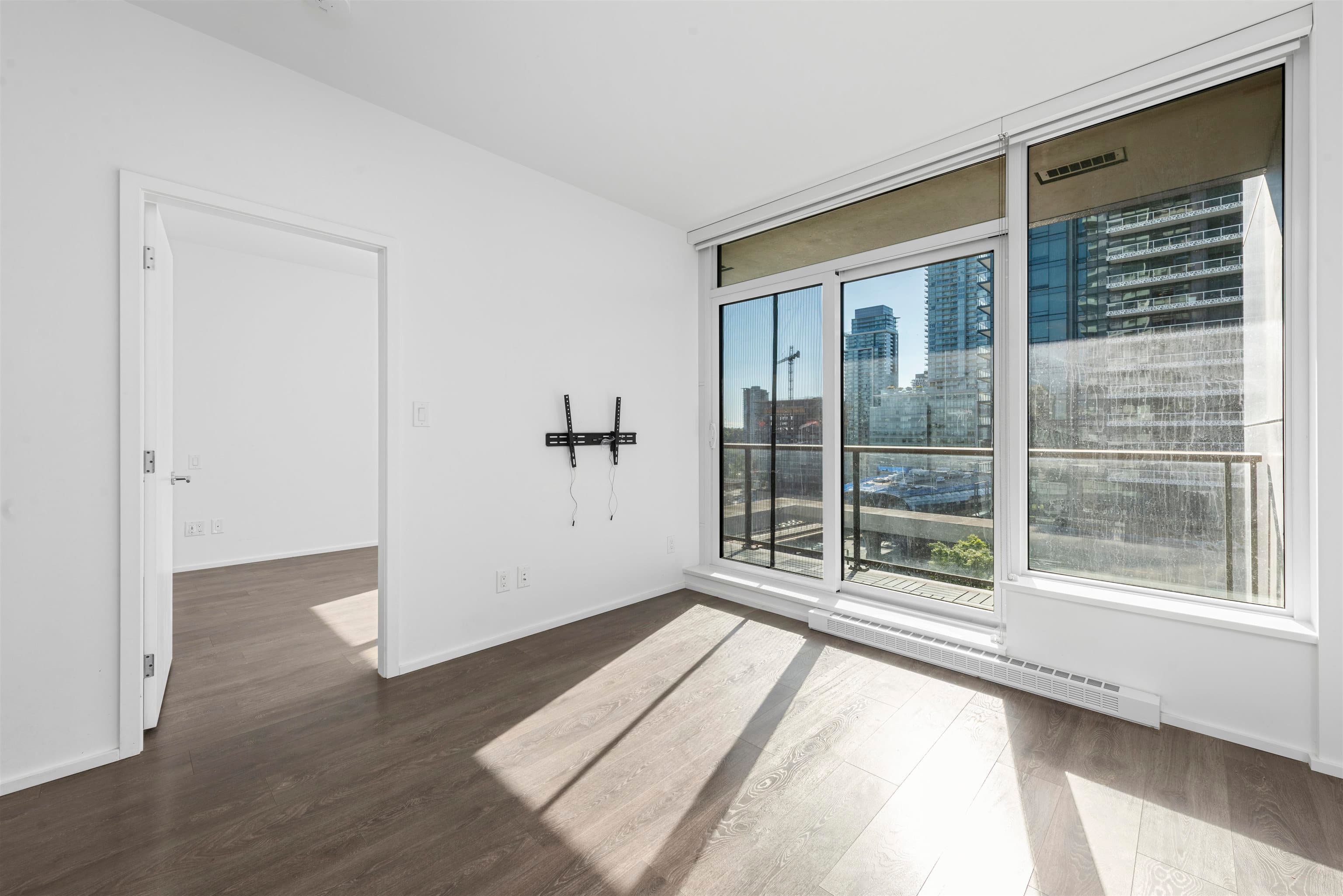 606 - 4650 Brentwood Boulevard, Burnaby, V5C 0M3 — photo 4