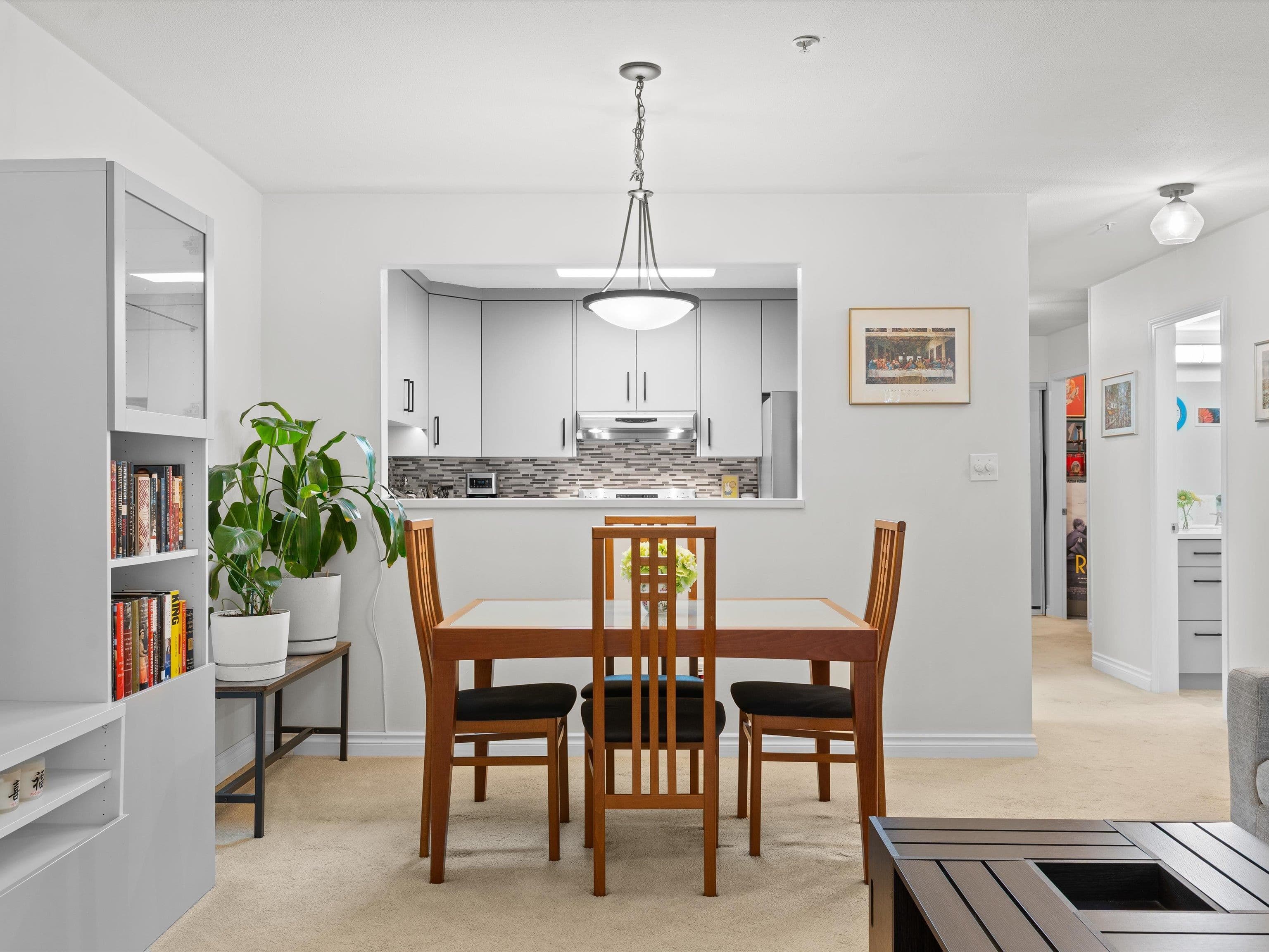 411 - 1000 Bowron Court, North Vancouver, V7H 2V9 — photo 2