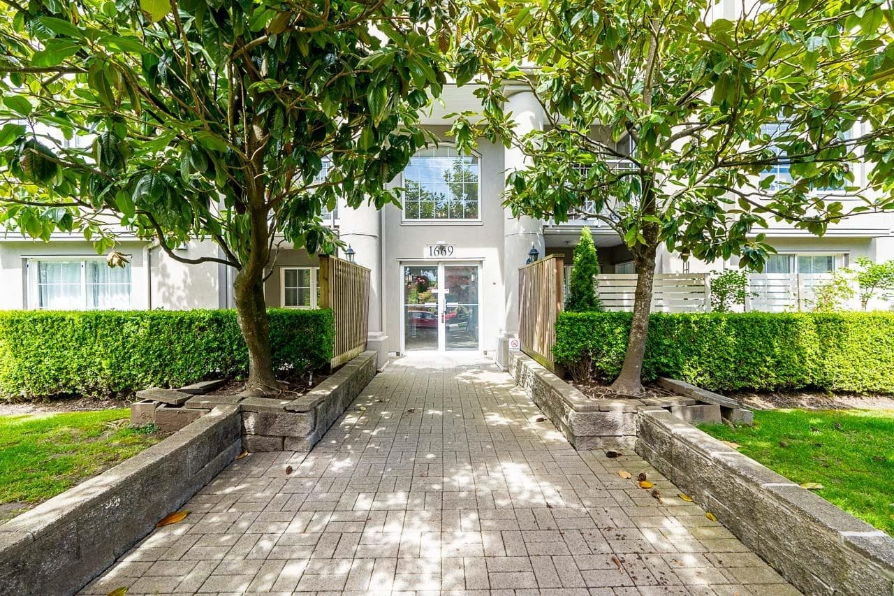 110 - 1669 Grant Avenue, Port Coquitlam, V3B 7W9 — photo 4