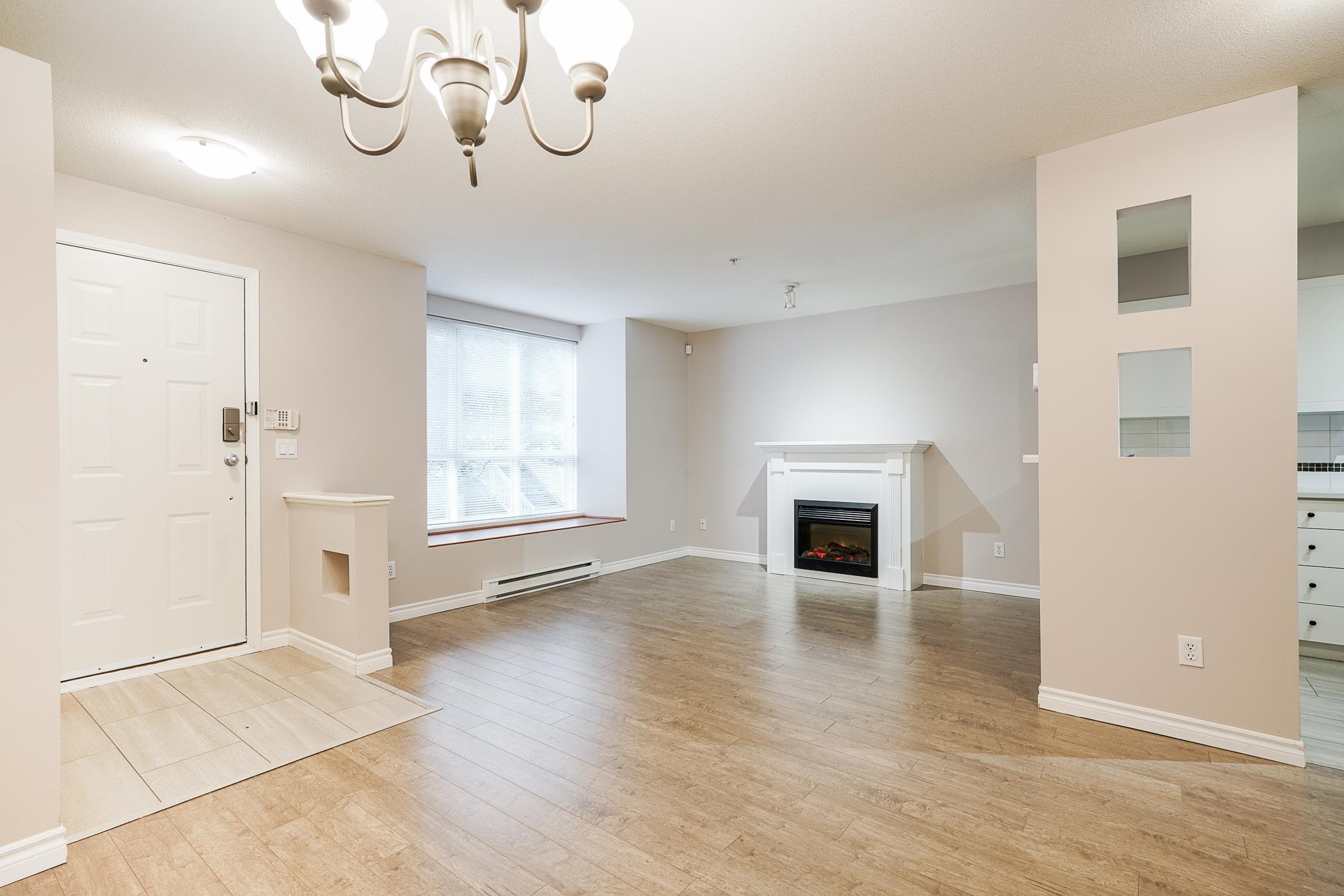 24 - 7128 Stride Avenue, Burnaby, V3N 1T5 — photo 1