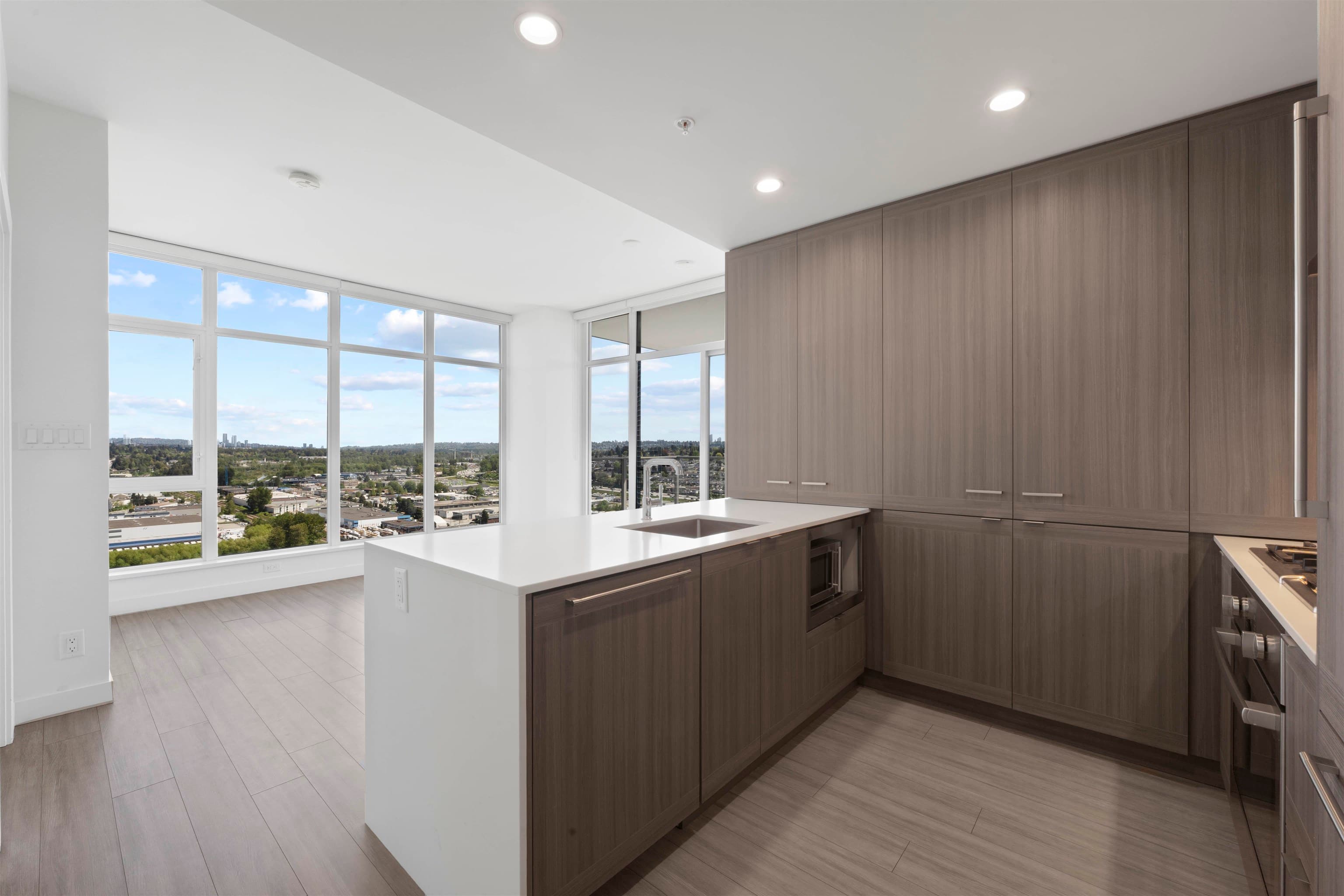 2401 - 2351 Beta Avenue, Burnaby, V5C 0M2 — photo 4