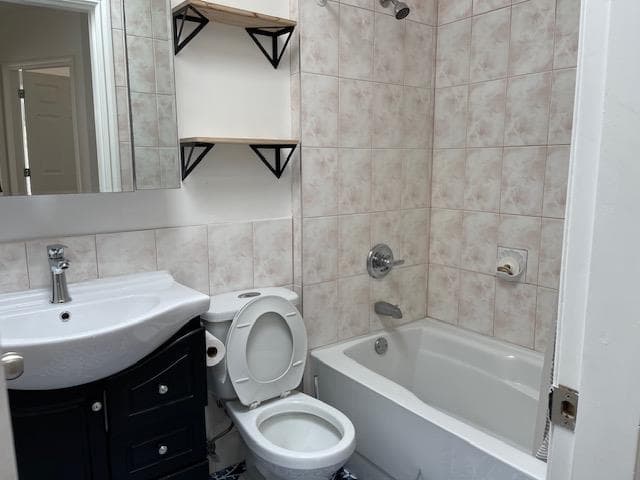 202 - 2817 Clark Drive, Vancouver, V5N 3H7 — photo 4