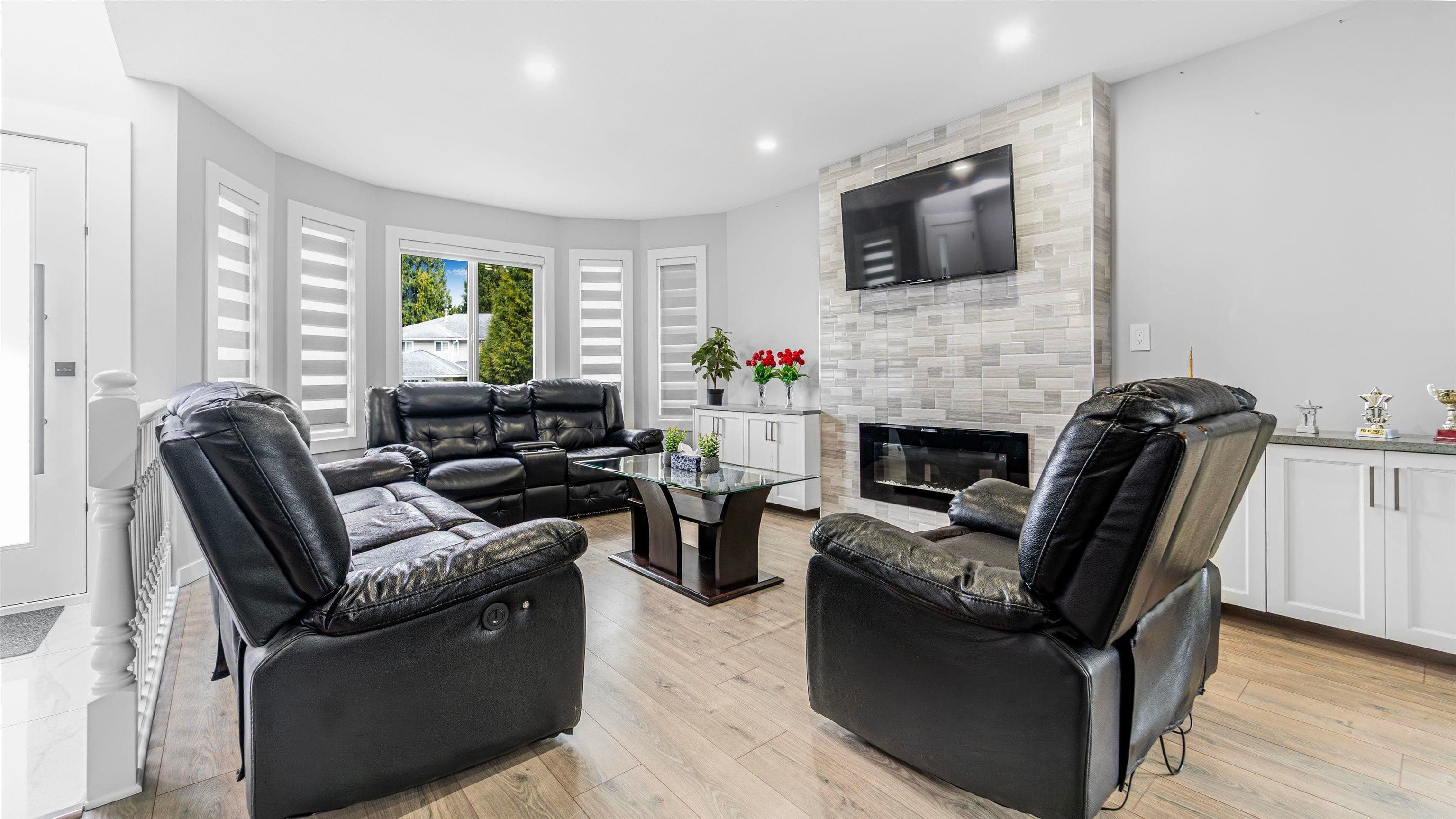 12478 69 Avenue, Surrey, V3W 0L7 — photo 5
