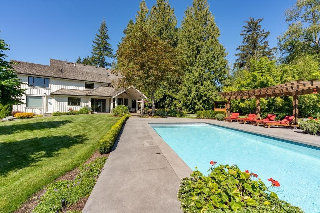 9412 222 Street, Langley