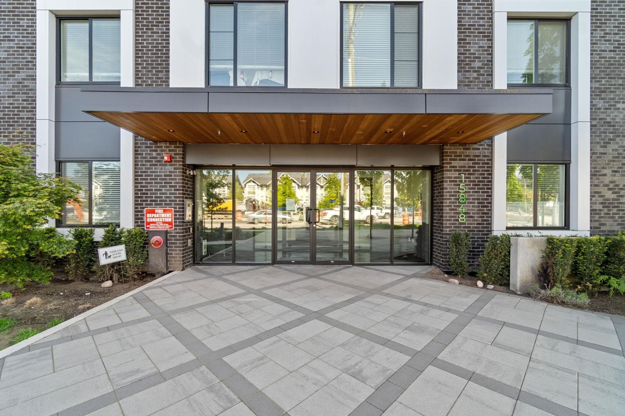 408 - 15848 Fraser Highway, Surrey, V4N 6X6 — photo 2