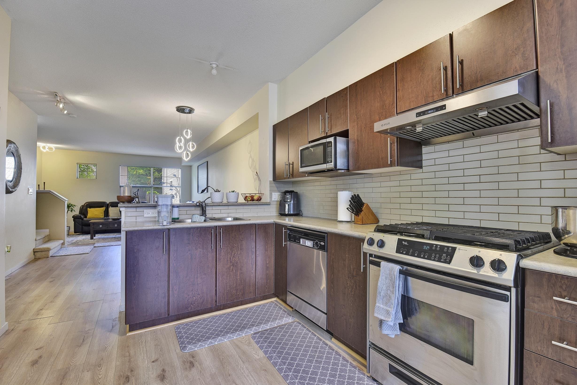 95 - 15152 62a Avenue, Surrey, V3S 1V1 — photo 5