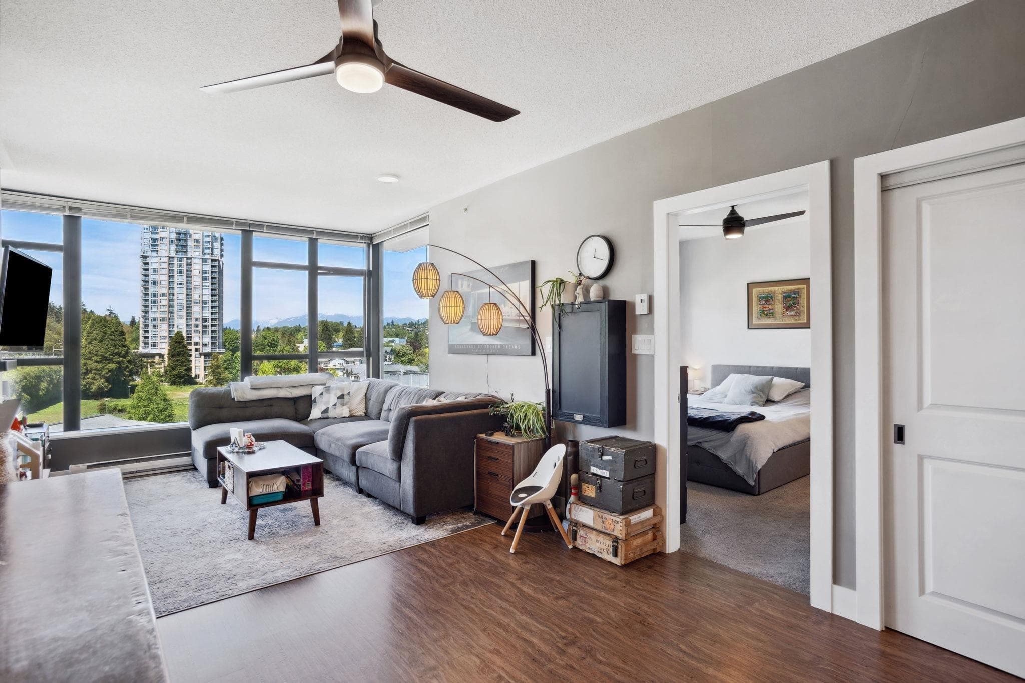 1401 - 15 E Royal Avenue, New Westminster, V3L 0A9 — photo 2