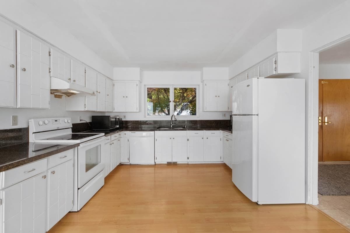 1456 Chartwell Drive, West Vancouver, V7S 2S1 — photo 5