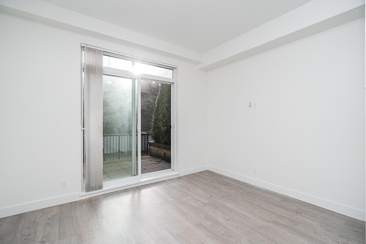 112 - 7250 18th Avenue, Burnaby, V3N 1H3 — photo 5