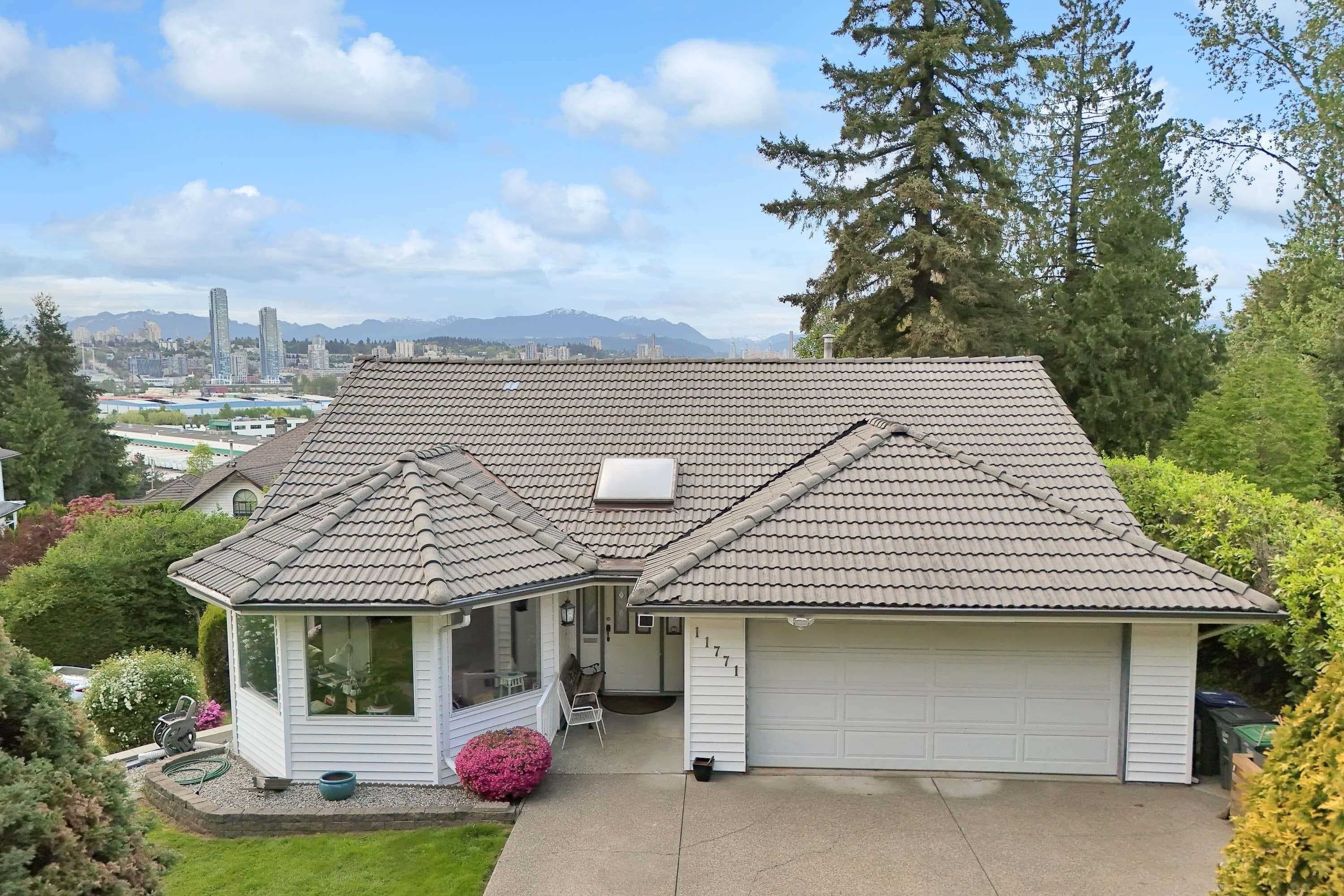11771 100 Avenue, Surrey, V3V 2W2 — photo 3