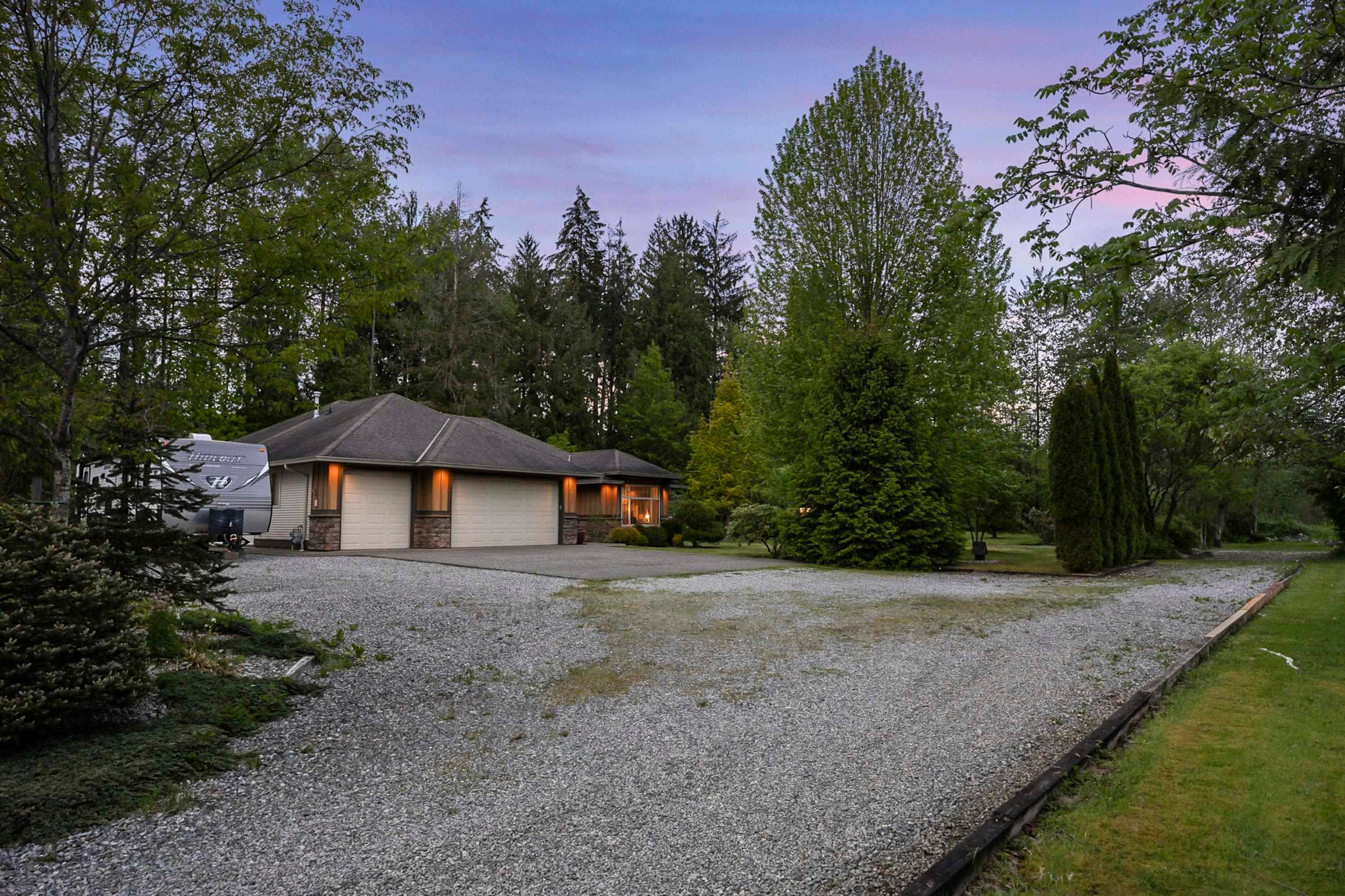 12230 248 Street, Maple Ridge, V4R 1J6 — photo 2