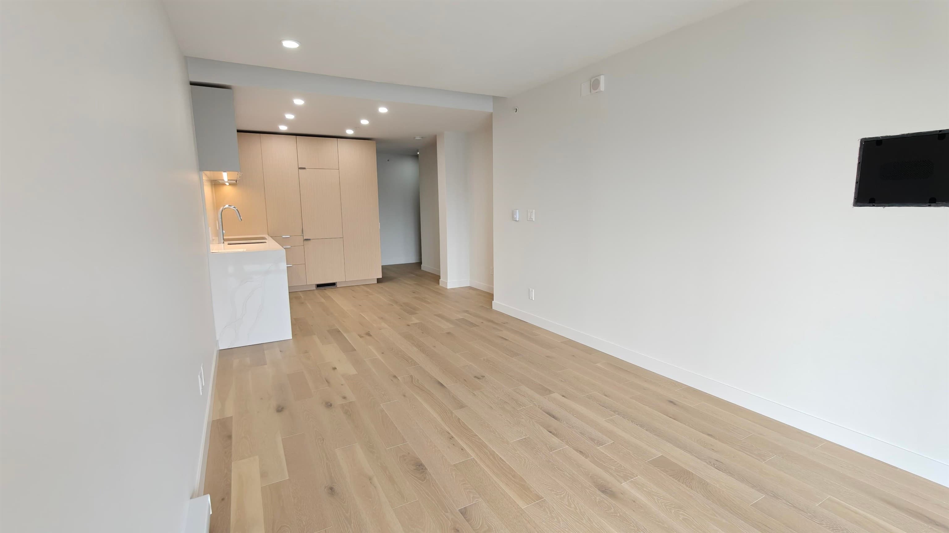 707 - 239 Keefer Street, Vancouver, V6A 1X6 — photo 4