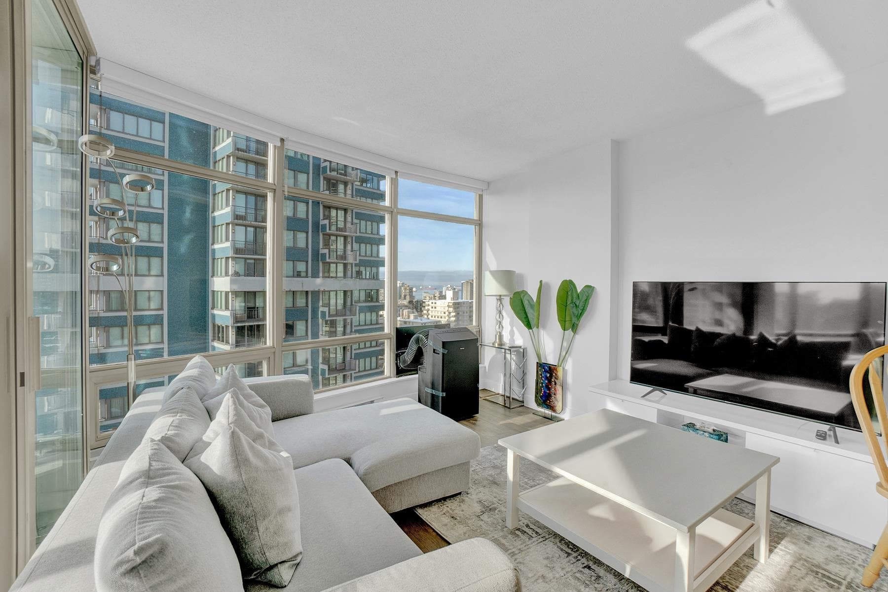 1702 - 1200 Alberni Street, Vancouver, V6E 1A6 — photo 4