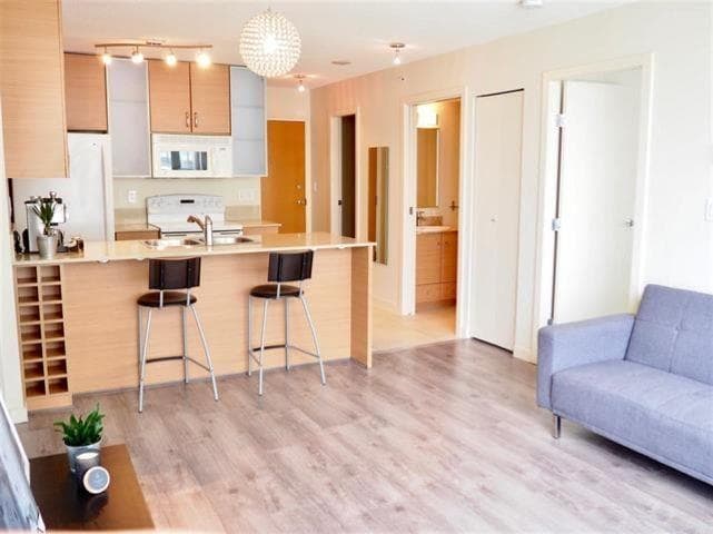 1804 - 977 Mainland Street, Vancouver, V6B 1T2 — photo 3