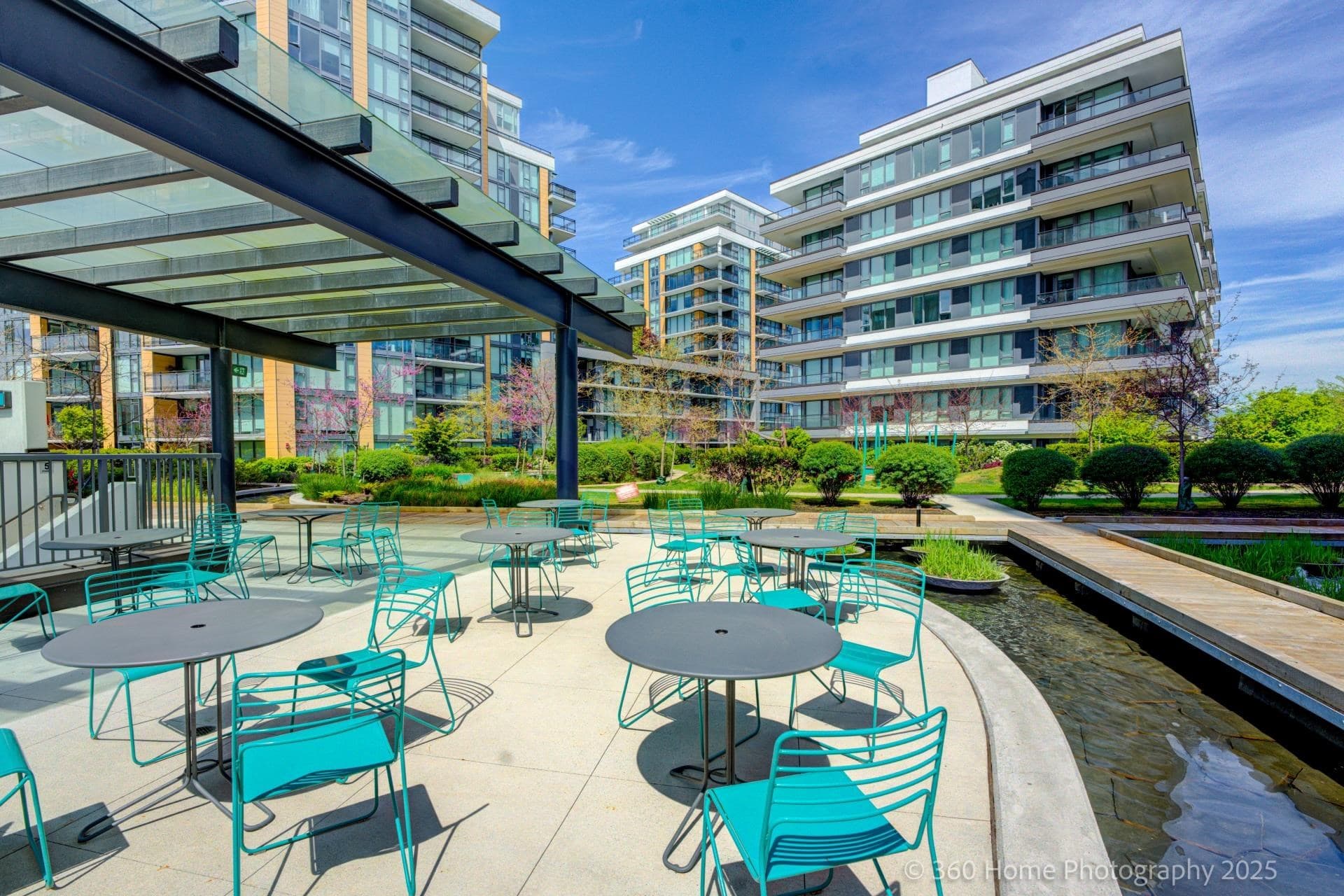 907 - 8160 Mcmyn Way, Richmond, V6X 0V2 — photo 2