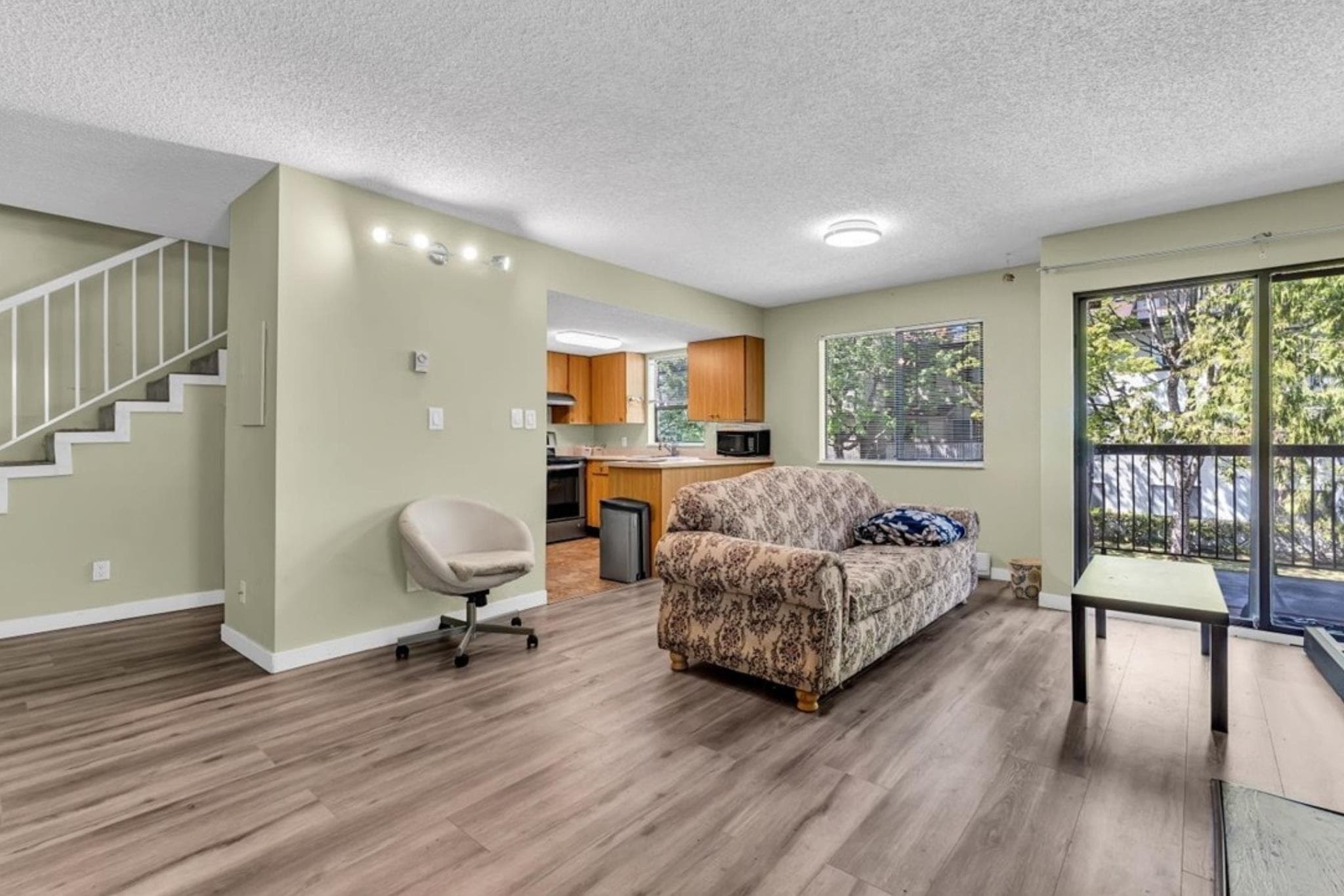 201 - 13316 71b Avenue, Surrey, V3W 7Z4 — photo 3