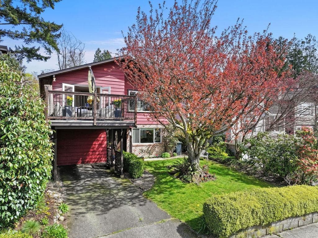 3300 Mahon Avenue, North Vancouver