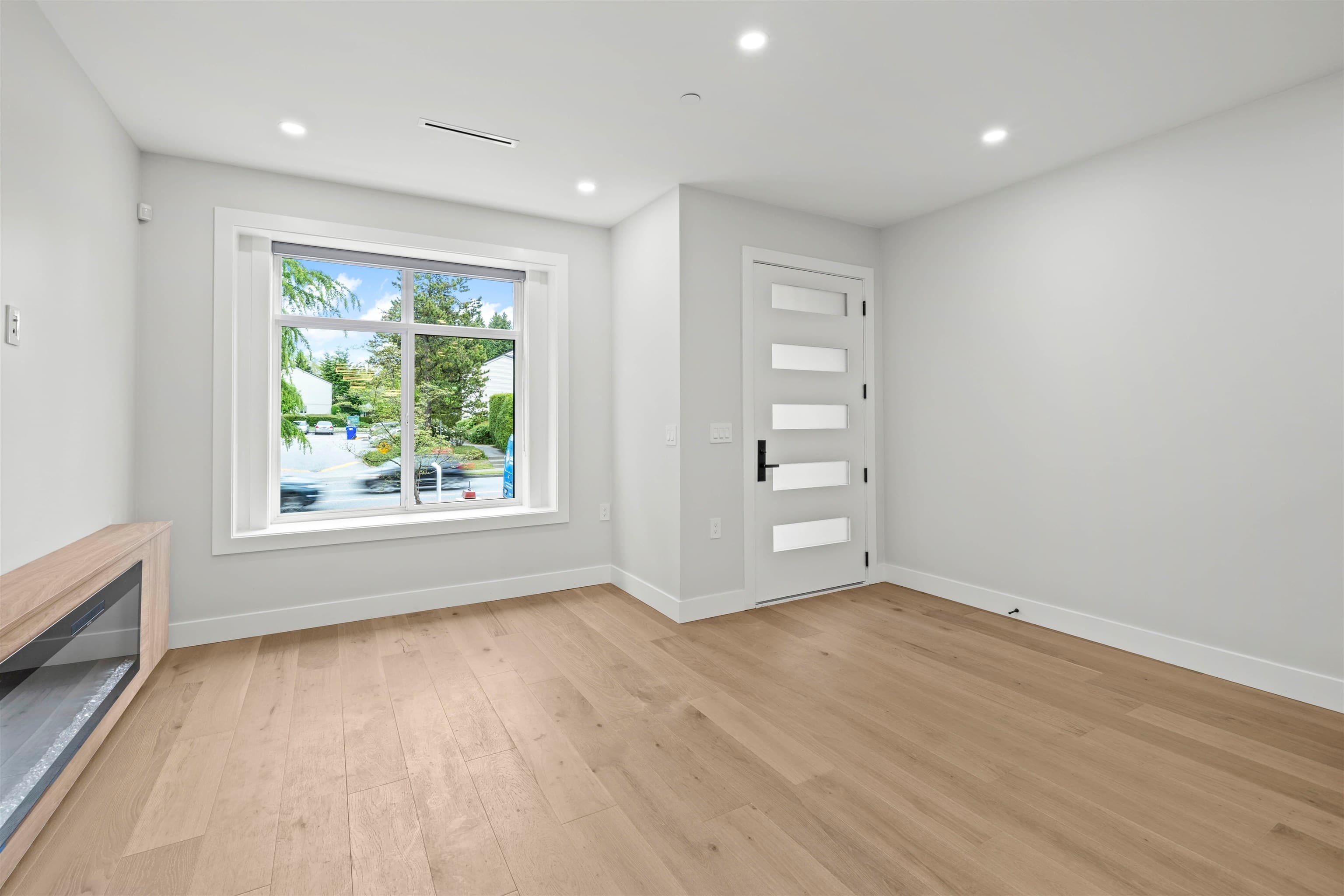 3496 E 49th Avenue, Vancouver, V5S 1M2 — photo 5