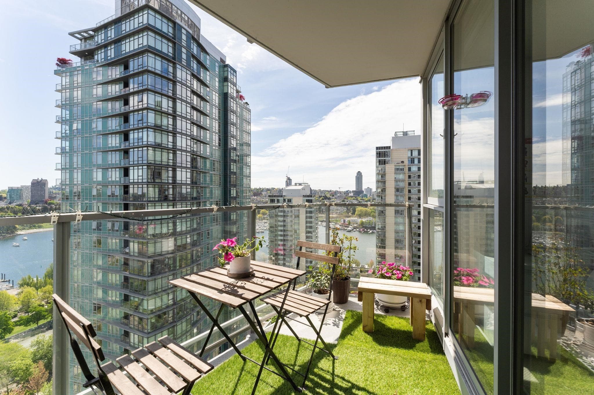 2201 - 1408 Strathmore Mews, Vancouver, V6Z 3A9 — photo 1