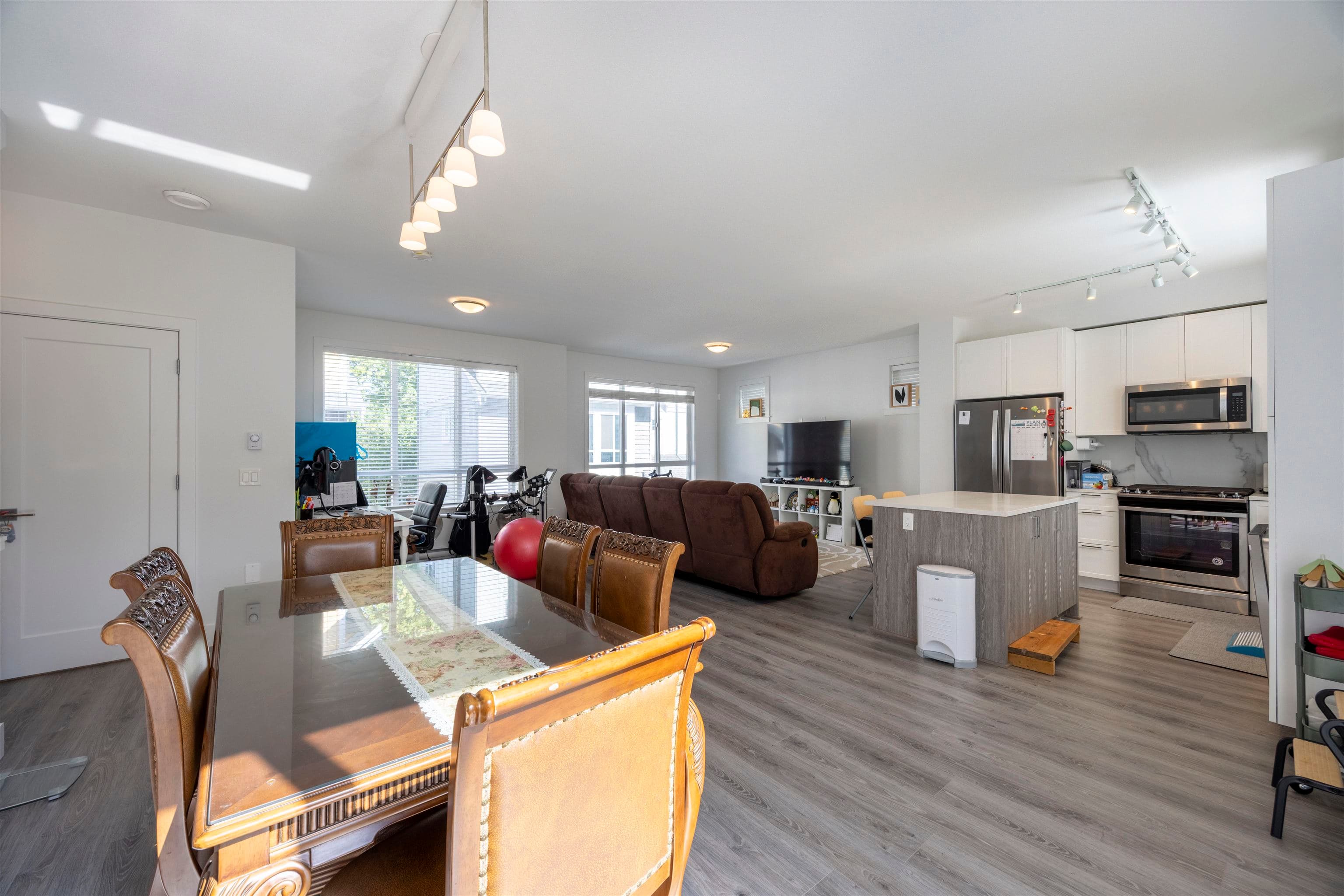 58 - 9688 162a Street, Surrey, V4N 6V3 — photo 3