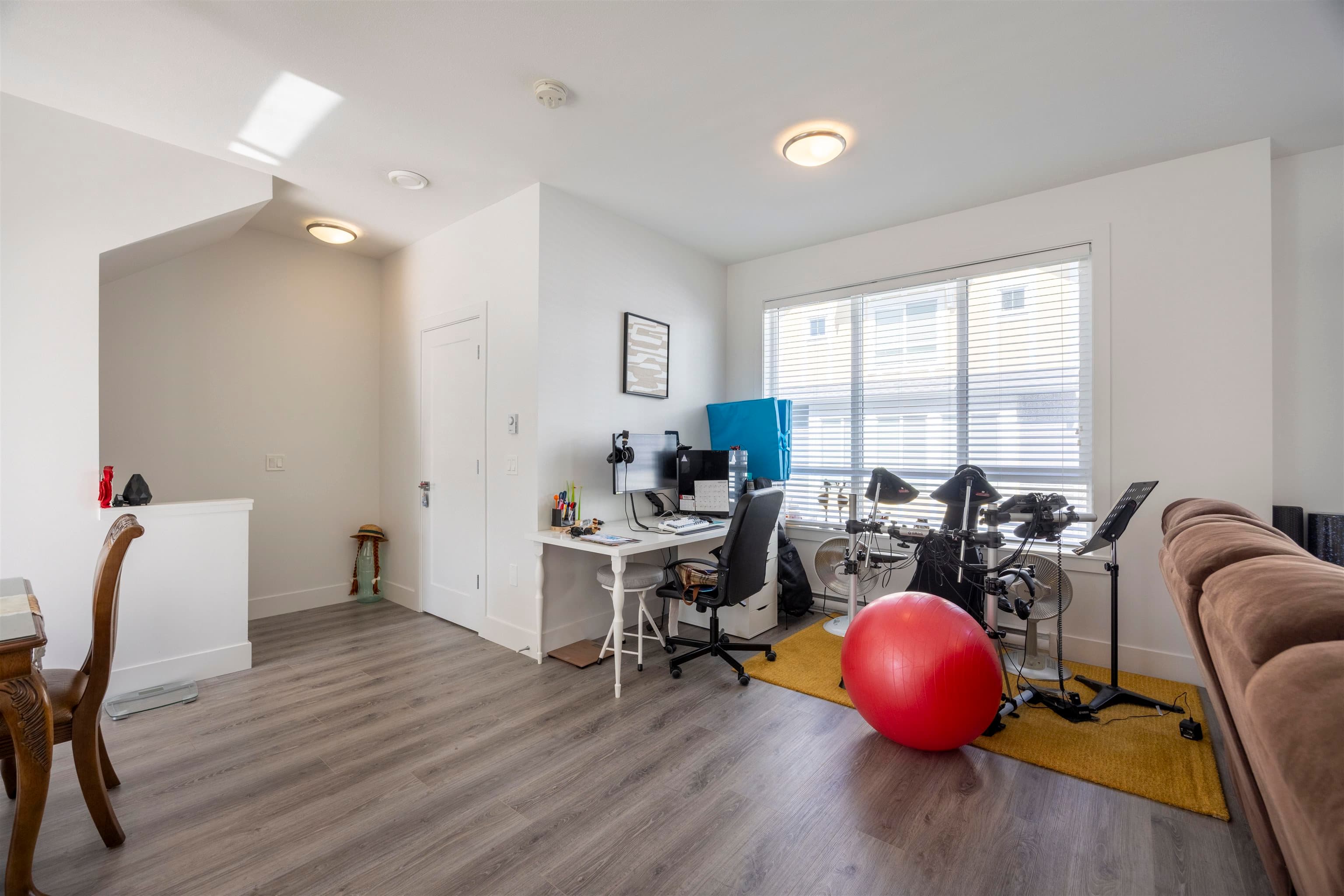 58 - 9688 162a Street, Surrey, V4N 6V3 — photo 5