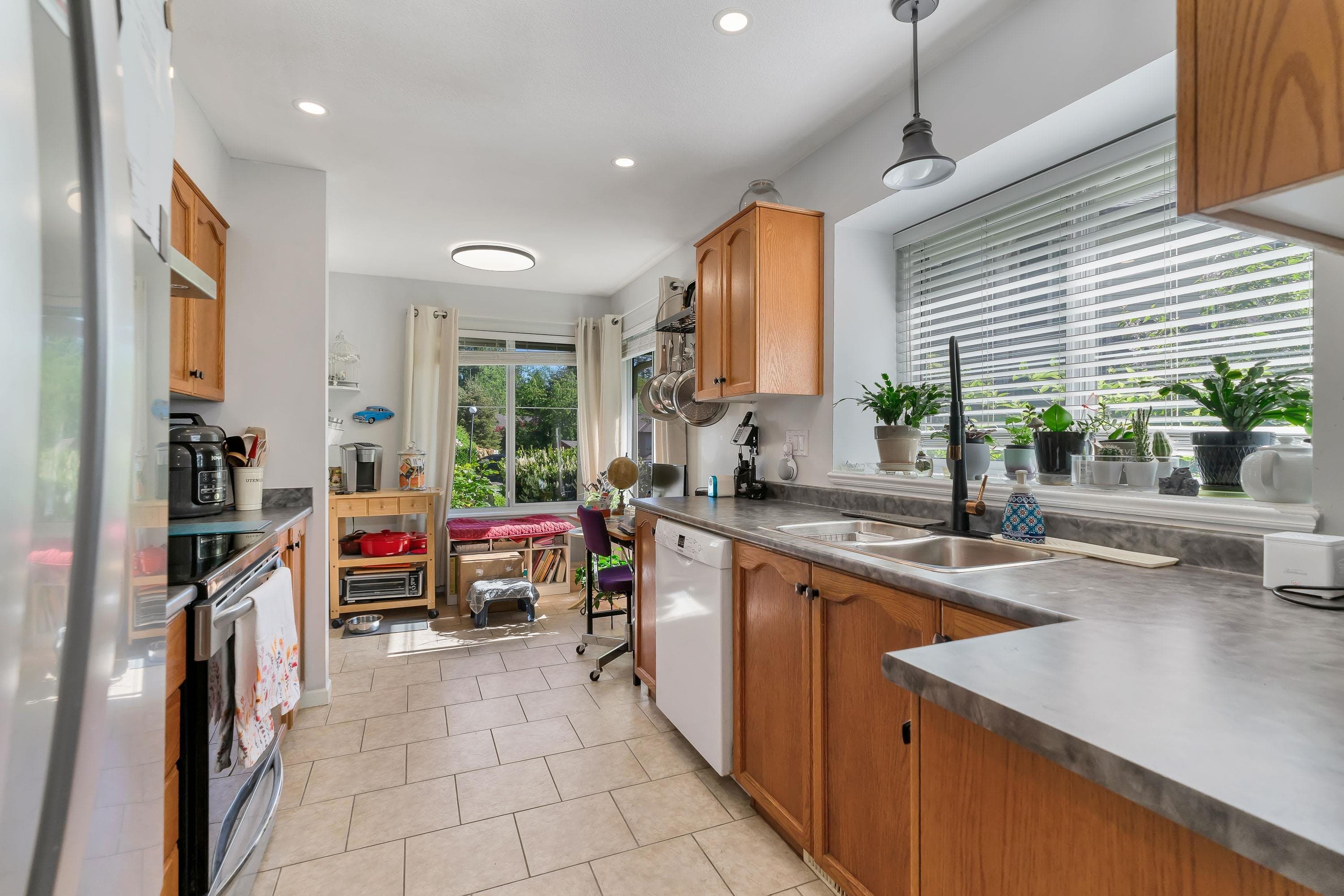 38 - 22740 116 Avenue, Maple Ridge, V2X 2X7 — photo 4