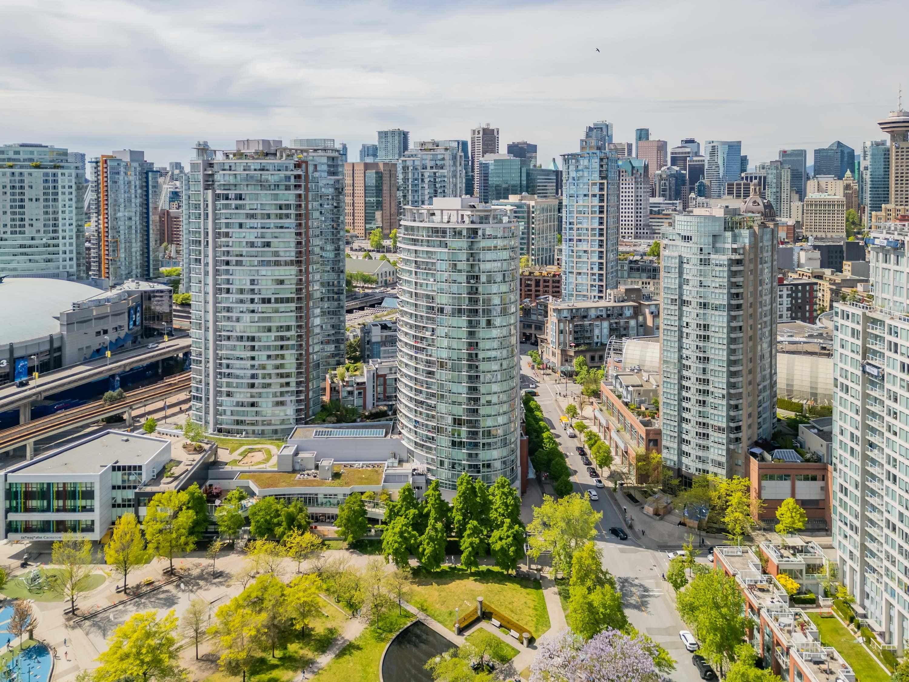 2703 - 58 Keefer Place, Vancouver, V6B 0B8 — photo 2