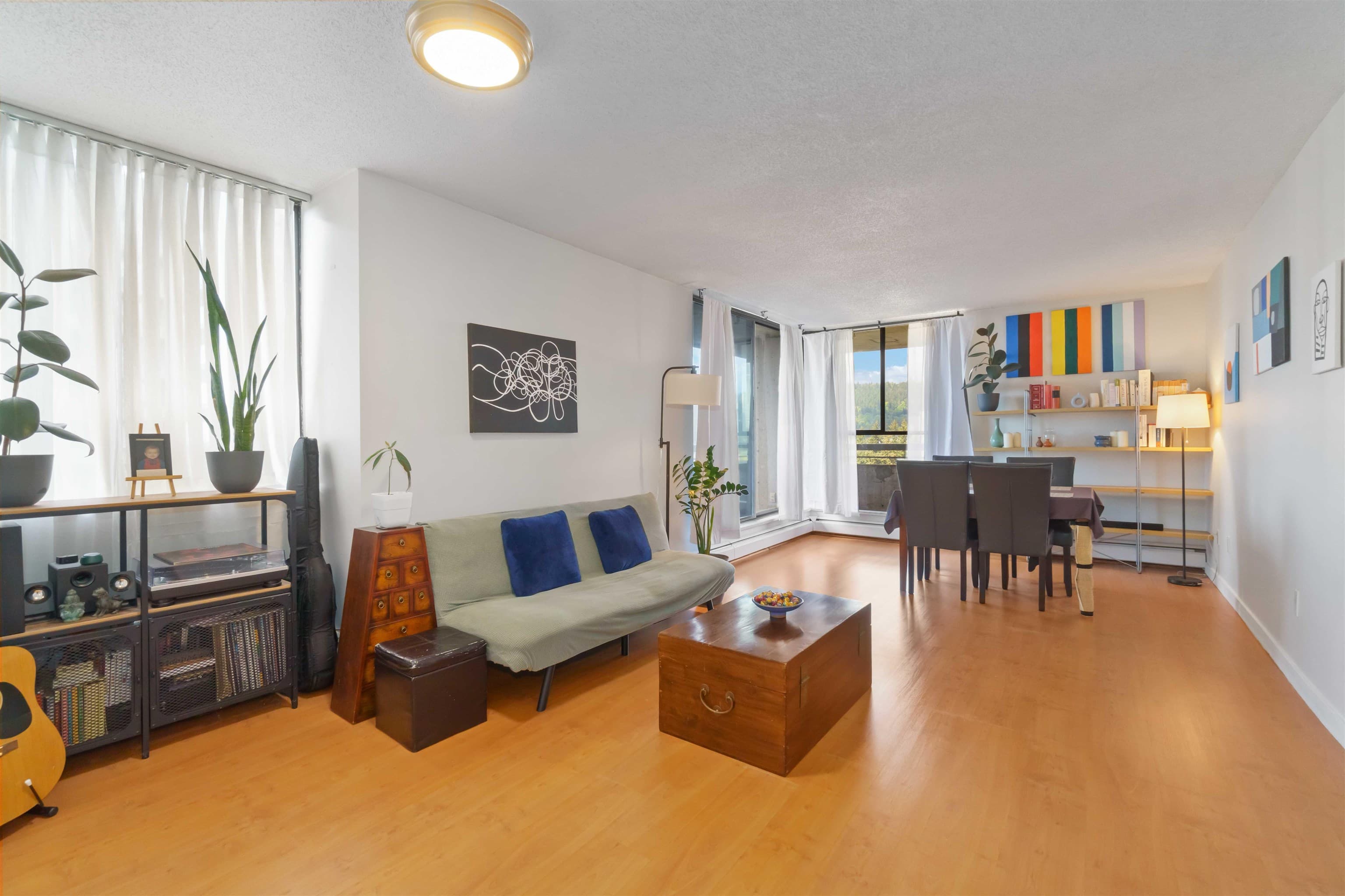 2002 - 3755 Bartlett Court, Burnaby, V3J 7G7 — photo 2