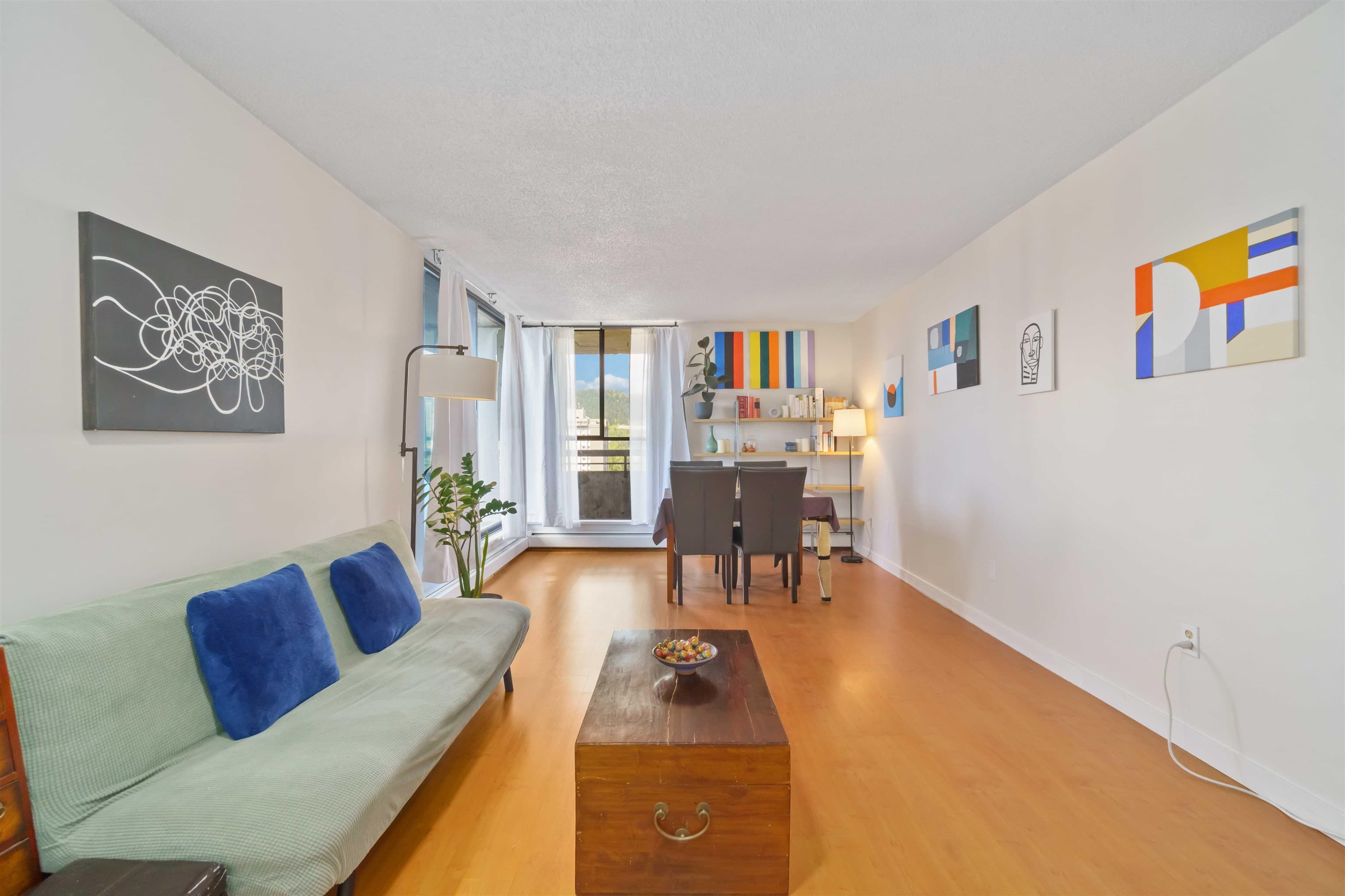 2002 - 3755 Bartlett Court, Burnaby, V3J 7G7 — photo 3