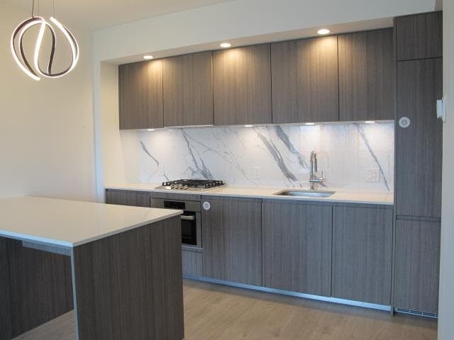 2210 - 6463 Silver Avenue, Burnaby, V5H 0K4 — photo 5