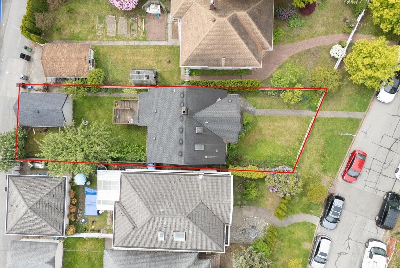 922 Park Drive, Vancouver, V6P 2J4 — photo 3