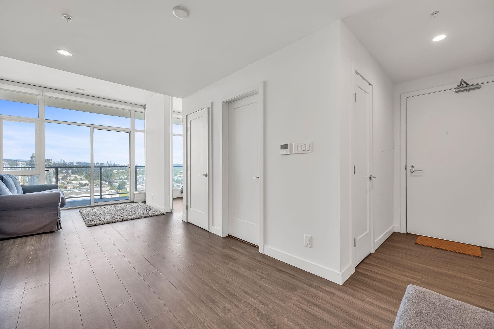 2502 - 2351 Beta Avenue, Burnaby, V5C 0M2 — photo 2