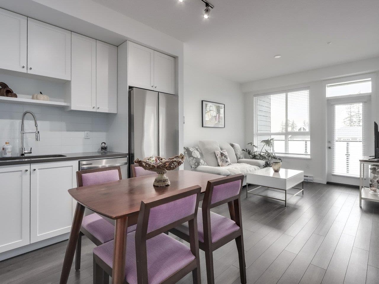 321 - 15738 85 Avenue, Surrey, V4N 6Y1 — photo 1
