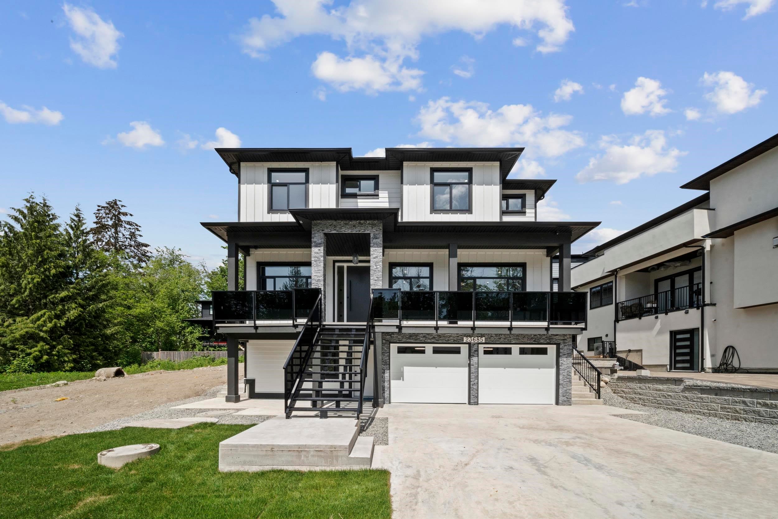 23685 131a Avenue, Maple Ridge, V4R 0J1 — photo 1